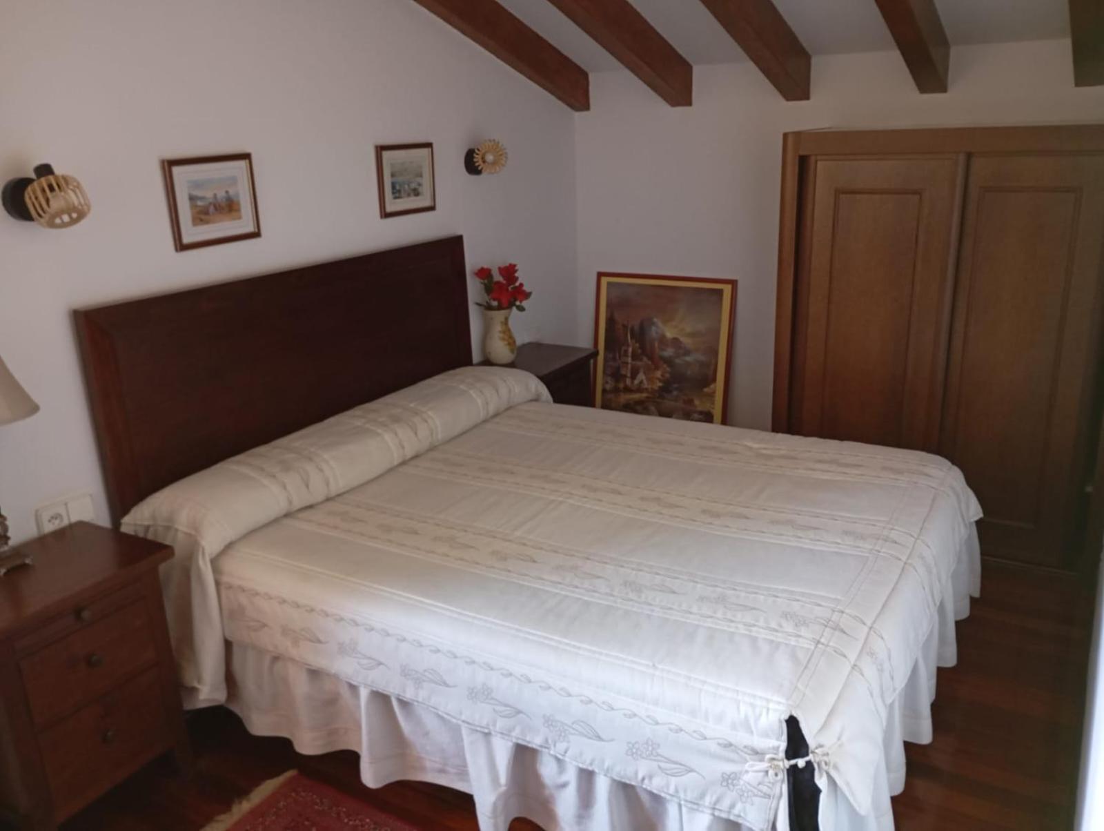 Montanes Hotel Santillana del Mar Exterior photo